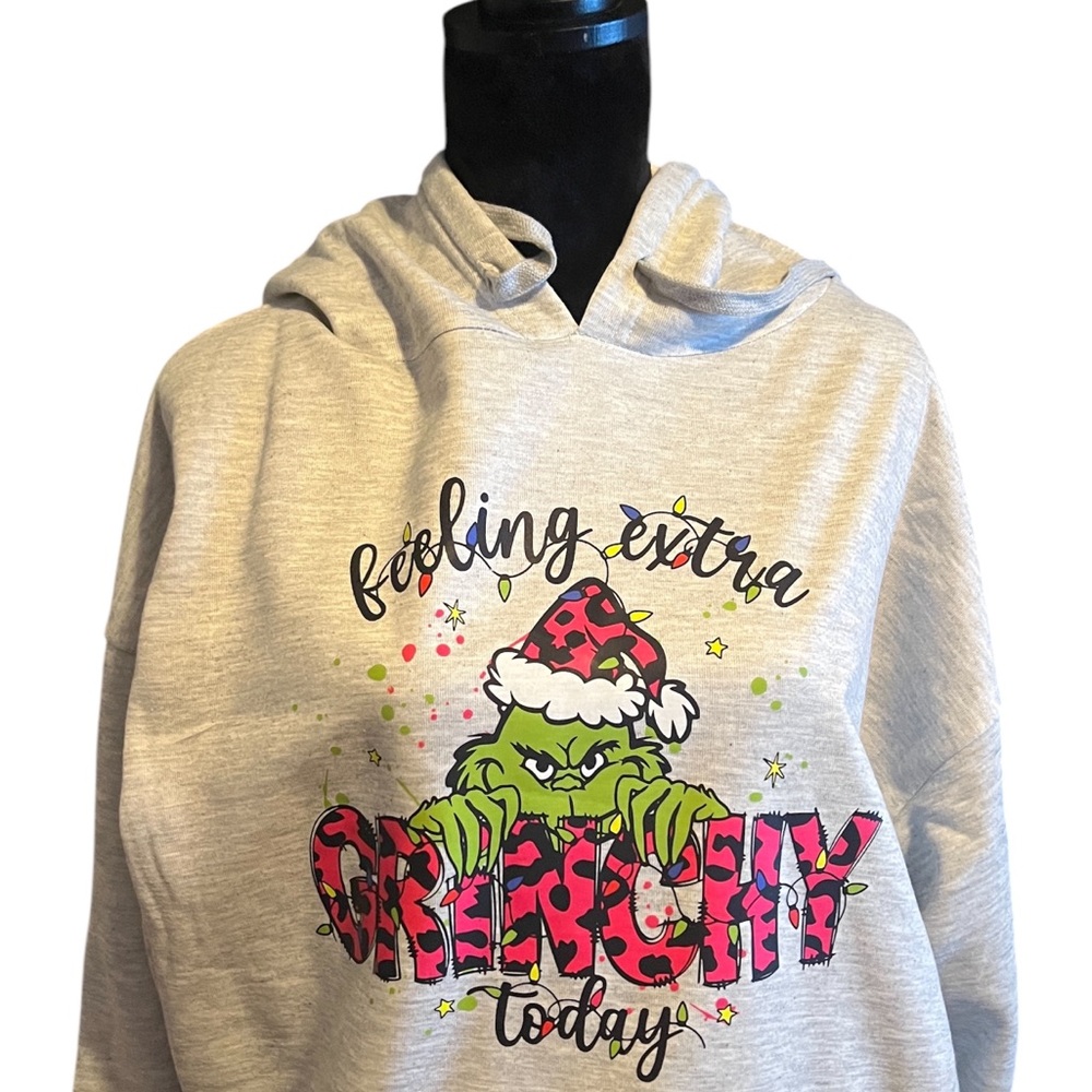 2XL White SweatHoodie “Christmas item”